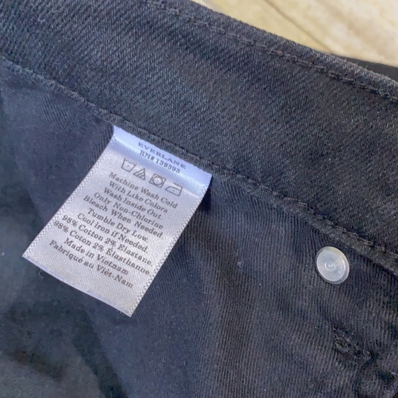 Everlane || Mid-Rise Ankle Skinny Jean - Black - Picture 4 of 6